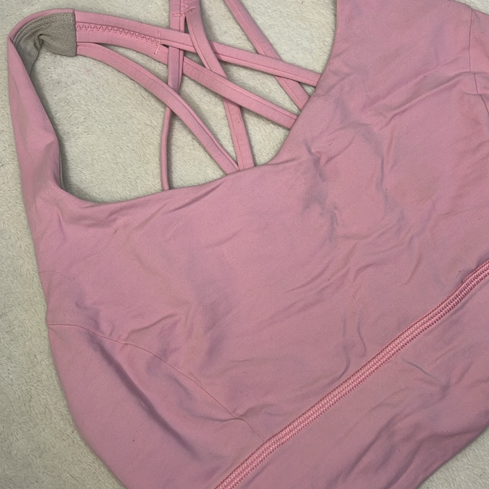 lululemon sports bra - Picture 2 of 6